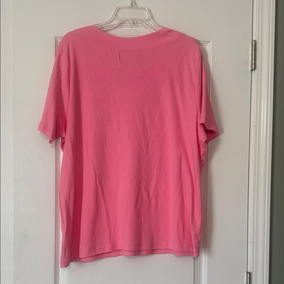 Liz Claiborne Bright Pink V-Neck Short Sleeve Tee Size 2X - Picture 2 of 3